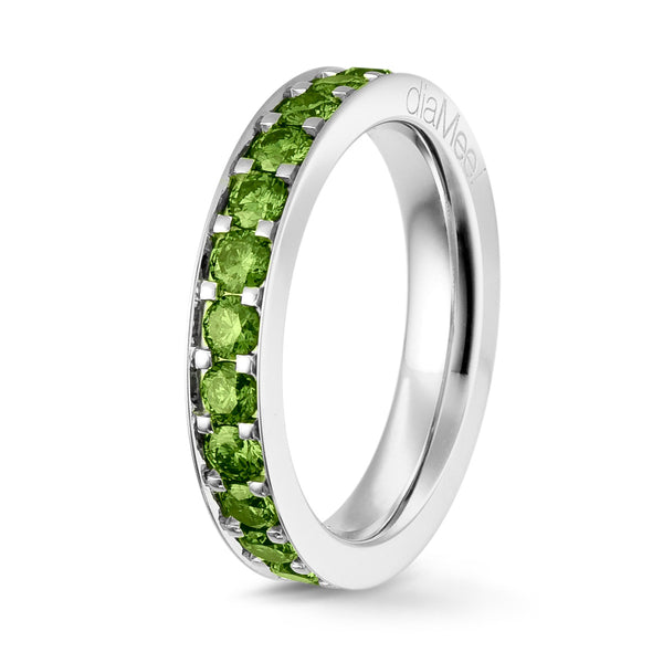 Juego de anillos de diamantes verde manzana con 4 rieles de grano - Vuelta completa de 2,5 mm / 1,5 quilates