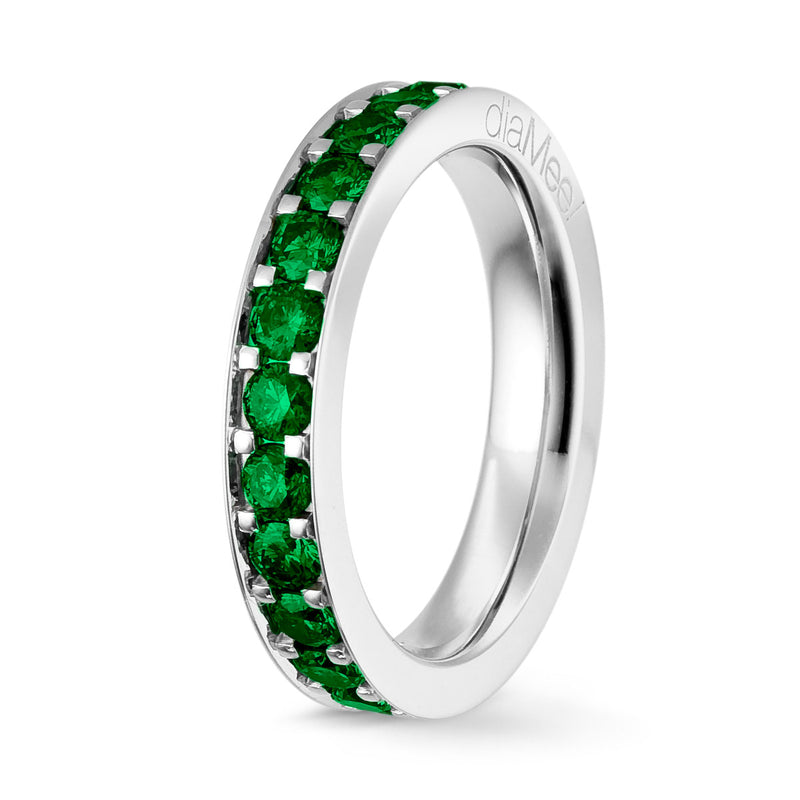 Tsavorites Ring Set with 4 grain-rails - Full circle  2.5 mm / 1.5 carat