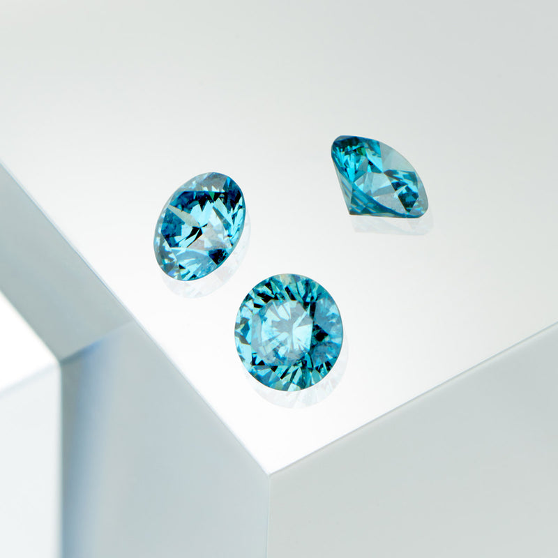 Juego de anillos de diamantes azul celeste con 4 rieles de grano - Vuelta completa 2,5 mm / 1,5 quilates